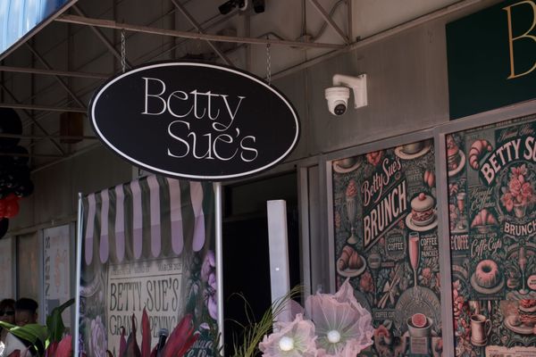 Betty Sue's by null