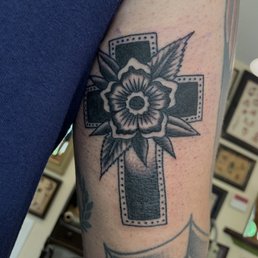 Zach N. Killed this cross and rose! Zach N. Killed this cross and rose!