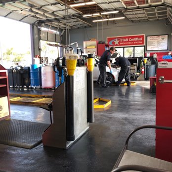 Oil Changers - Getting my fiat an oil change. - Auto Repair Near Me - Ventura, California
