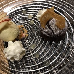 Bistro Europe - Moelleux au Chocolate (warm chocolate cake)