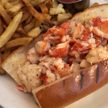 Neptune Oyster - Lobster Roll - hot with butter - Seafood Near Me - Boston, Massachusetts