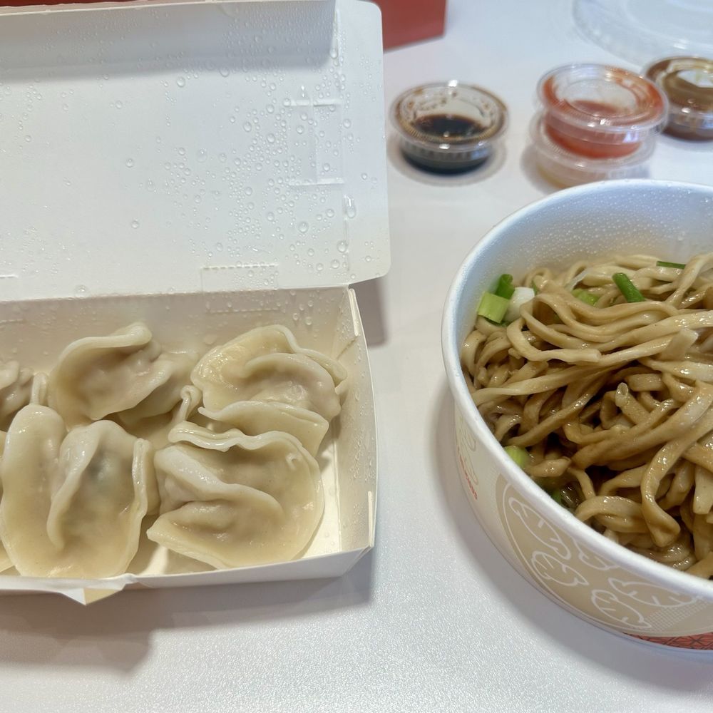 Bafang Dumpling - 6 Signature Dumplings and Sesame Noodle - Taiwanese Near Me - Van Nuys, California