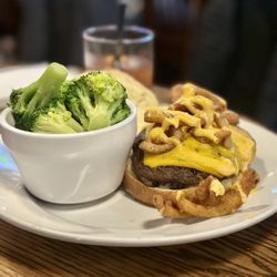 Red Brick Station - Grinch burger