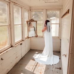 Besler's Cadillac Ranch - Farmhouse Entry