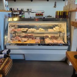 Arcadia Meat Market - Meat counter