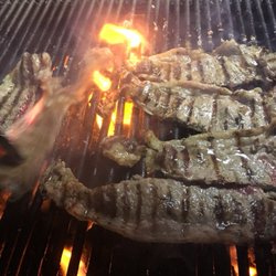 Calembras - Taco Tote - Carne asada a la parrilla. Simplemente una de las mejores delicias para disfrutar en tacos.