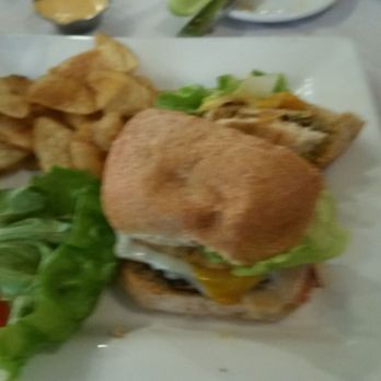The Union Kitchen - The turkey burger was good came with fried potato chips. - New American Near Me - Houston, Texas The Union Kitchen - The turkey burger was good came with fried potato chips. - New American Near Me - Houston, Texas