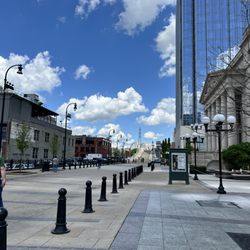 John Seigenthaler Pedestrian Bridge - To bridge