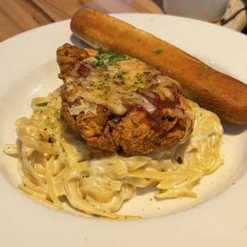 Applebee's Grill + Bar - American Near Me - Anaheim, California