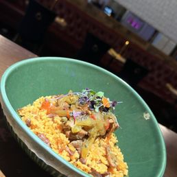 D- Pollo Guisado Con Mamposteao