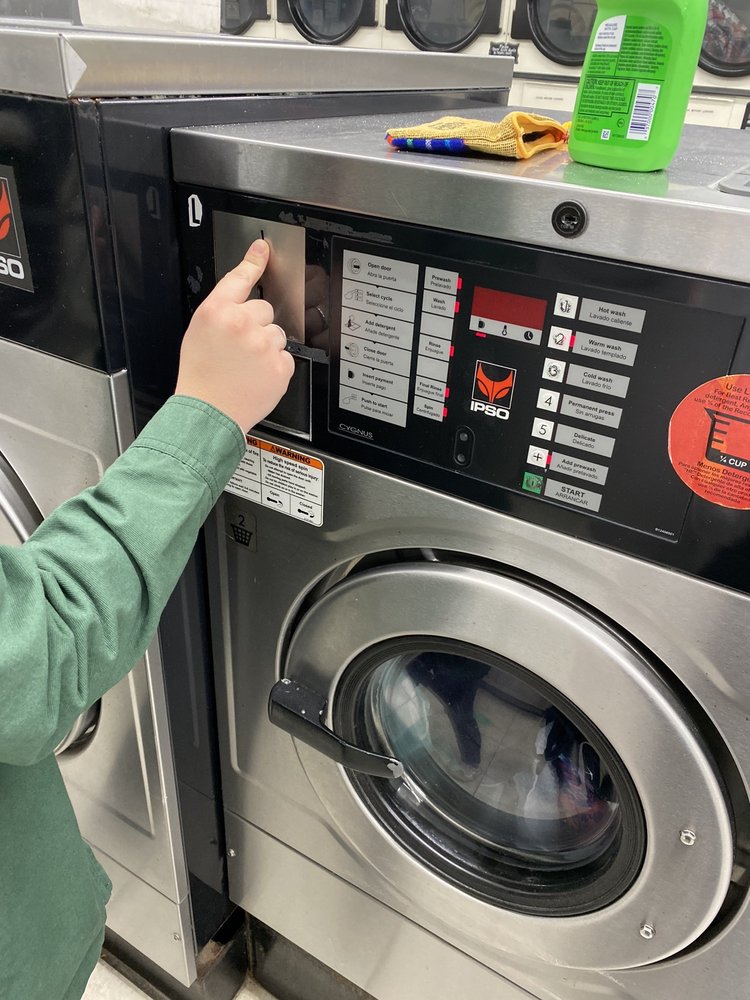 POSH WASH COIN LAUNDRY Updated July 2024 30 Photos & 33 Reviews 306 N Horne St, Oceanside