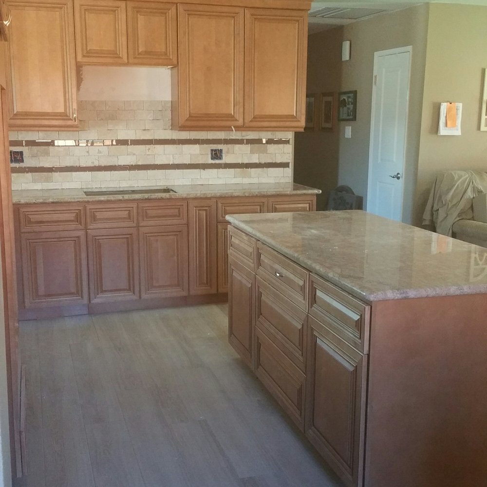 McCowan's Construction - a kitchen in a home - General Contractors Near Me - Gilroy, California McCowan's Construction - a kitchen in a home - General Contractors Near Me - Gilroy, California