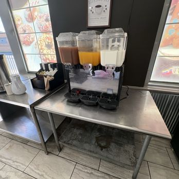 Guss Bakery - Fresh juice bar - Bakeries Near Me - Chicago, Illinois Guss Bakery - Fresh juice bar - Bakeries Near Me - Chicago, Illinois