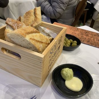 Solar dos Presuntos - Bread and butter - Seafood Near Me - Lisbon, 11
