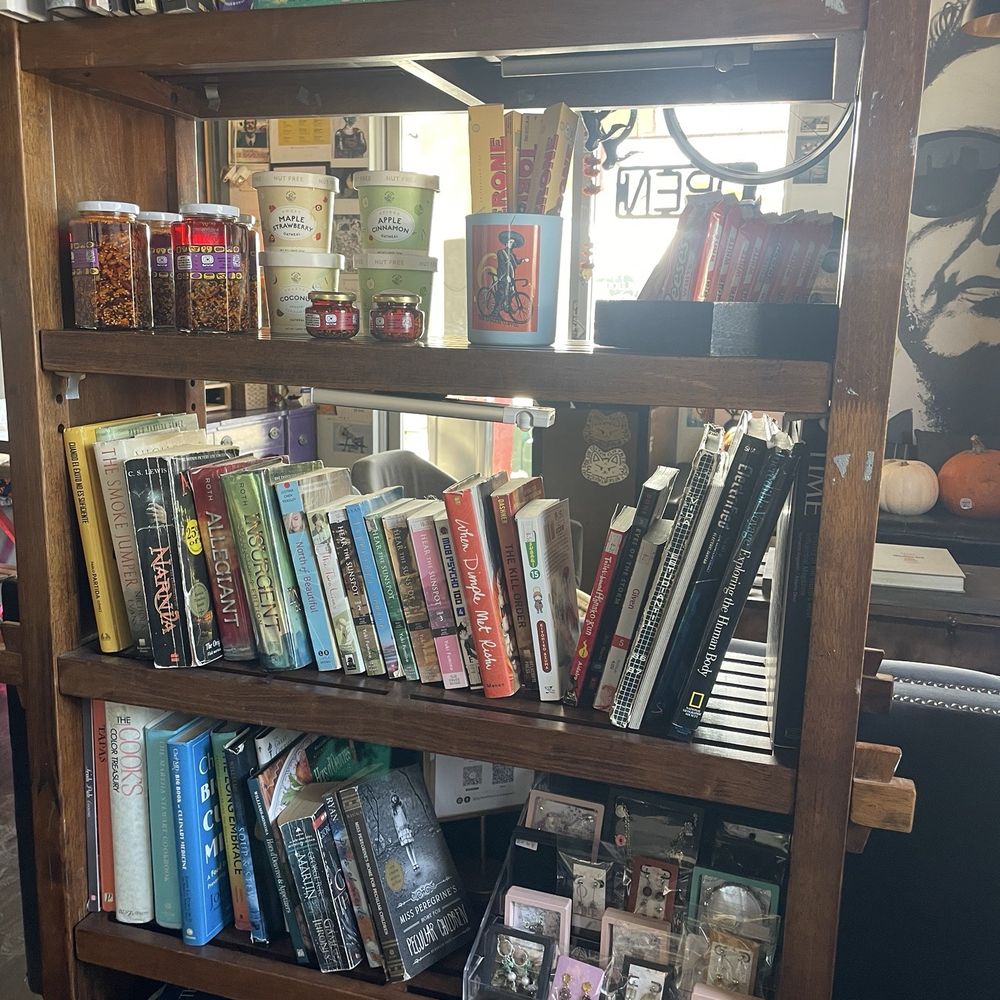 6 Grados Coffee - Books - Coffee & Tea Near Me - San Diego, California 6 Grados Coffee - Books - Coffee & Tea Near Me - San Diego, California