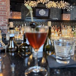 The Harlequin - Manhattan out of focus