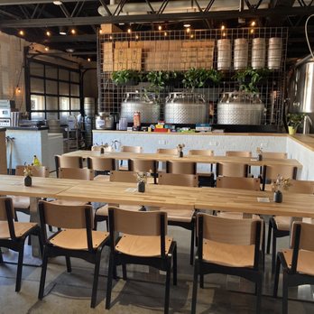 Batch Brewing Company - Indoor seating - New American Near Me - Detroit, Michigan Batch Brewing Company - Indoor seating - New American Near Me - Detroit, Michigan