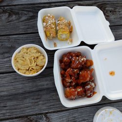 Daughters' Southern - Buffalo cauliflower, street corn and mac n cheese!