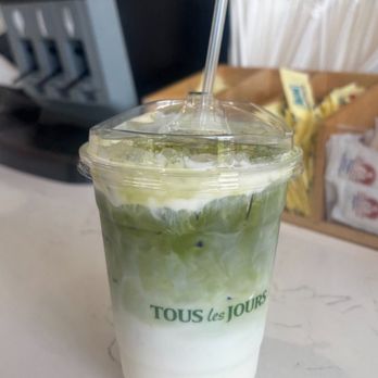 Tous Les Jours - Tiramisu matcha - Bakeries Near Me - Chantilly, Virginia Tous Les Jours - Tiramisu matcha - Bakeries Near Me - Chantilly, Virginia