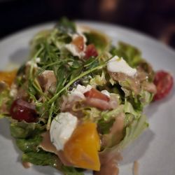 The Library - Wedge salad excelente