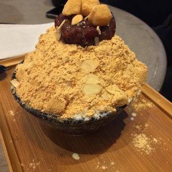 Bingsu Bean - Mochi Bingsu (~$8.50) - Desserts Near Me - Toronto, Ontario