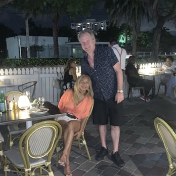 Sagra Pizza Bar - Date night on the outside patio - Pizza Near Me - Miami, Florida Sagra Pizza Bar - Date night on the outside patio - Pizza Near Me - Miami, Florida