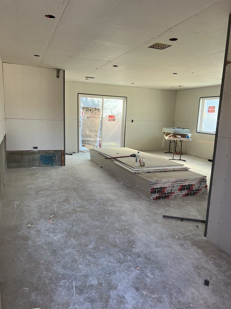 Slide of Mack General Contractors