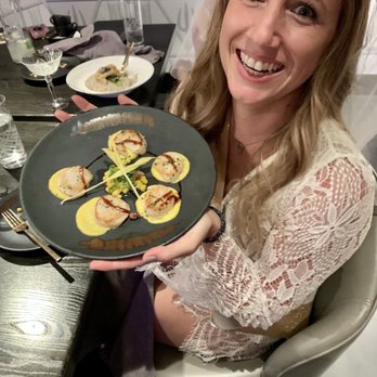 Gordon Ramsay Hell's Kitchen - Can you tell how excited I am - Steakhouses Near Me - Stateline, Nevada