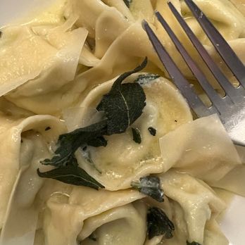 PizzArte - Ravioli di ricotta e spinaci - Pizza Near Me - New York, New York