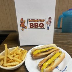 Hot Diggity Dogs BBQ - Hot Dog and Fries