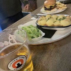 The Albert Arms - Camden beer , Shepard a pie, and burger