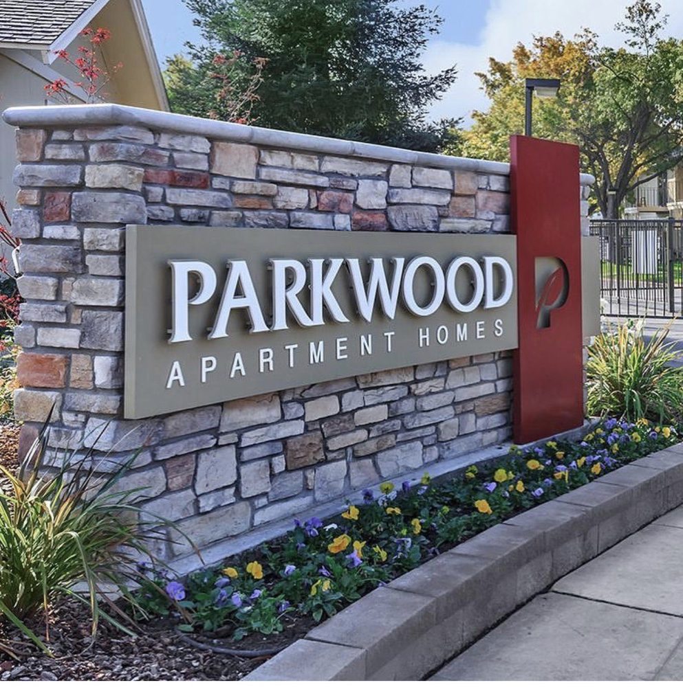 PARKWOOD APARTMENTS Updated September 2024 11 Reviews 4918 N
