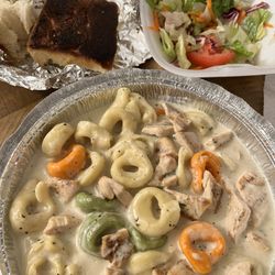 Amore's Italian Restaurant - Chicken tortellini Alfredo