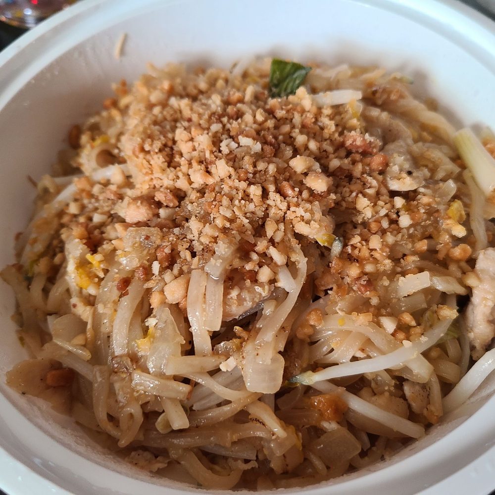 Bahn Thai Restaurant - Pad Thai - Thai Near Me - Louisville, Kentucky