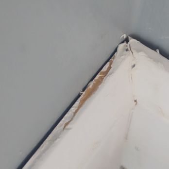 GS Floor Design - Another baseboard corner - Flooring Near Me - Arlington Heights, Illinois GS Floor Design - Another baseboard corner - Flooring Near Me - Arlington Heights, Illinois