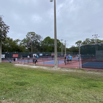 Veterans Community Park - Dog Parks Near Me - Naples, Florida Veterans Community Park - Dog Parks Near Me - Naples, Florida