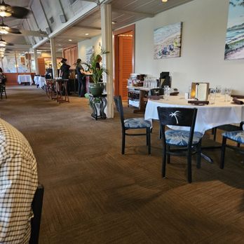 Hukilau Lanai - Interior of the restaurant - Seafood Near Me - Kapaa, Hawaii