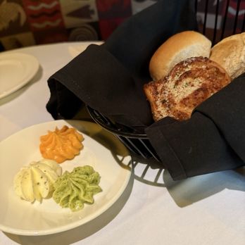 Cactus Creek Prime Steakhouse - Bread basket - Steakhouses Near Me - Reno, Nevada Cactus Creek Prime Steakhouse - Bread basket - Steakhouses Near Me - Reno, Nevada