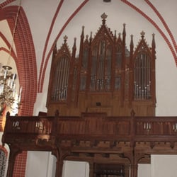 Kirche St. Marien - neugotischer Orgeprospekt und Orgel von F.H. Lütkemüller, 1850-53