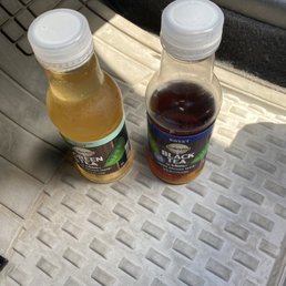 sweetened Green Tea and sweetened Black Tea sweetened Green Tea and sweetened Black Tea