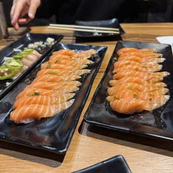 Neko Supremo - Salmon - Japanese Near Me - Las Vegas, Nevada