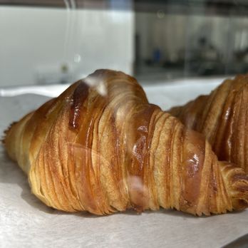 Wake and Late - Croissant with all its layers - Breakfast & Brunch Near Me - Pasadena, California Wake and Late - Croissant with all its layers - Breakfast & Brunch Near Me - Pasadena, California