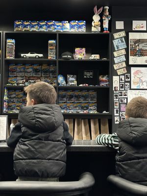 Pleasure Burger by null