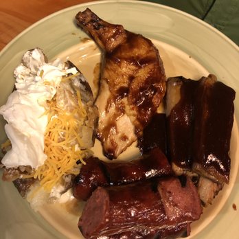 Great Wolf Lodge - Chicken & Ribs at Lodges - Resorts Near Me - Centralia, Washington Great Wolf Lodge - Chicken & Ribs at Lodges - Resorts Near Me - Centralia, Washington