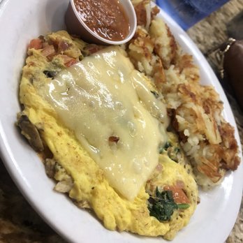 Carolyn's Cafe - Veggie scrambler and hash browns. - Breakfast & Brunch Near Me - Redlands, California