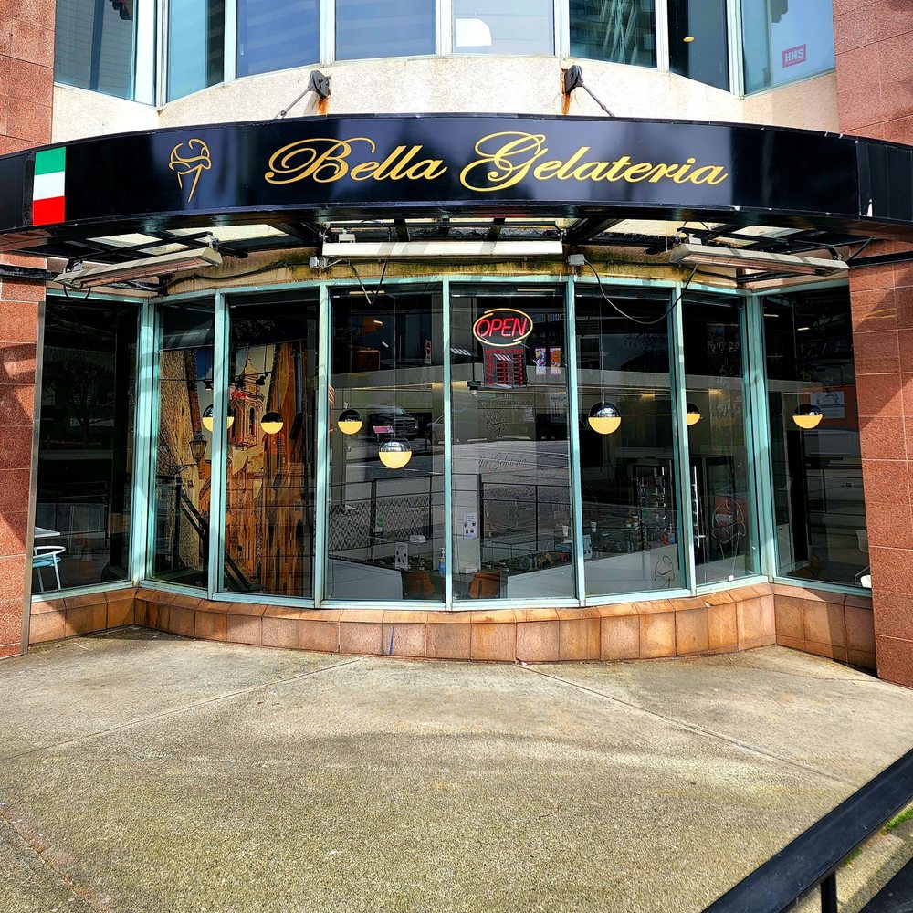 Bella Gelateria - Robson St @ Jervis - Ice Cream & Frozen Yogurt Near Me - Vancouver, British Columbia
