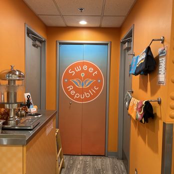 Sweet Republic - Ice Cream & Frozen Yogurt Near Me - Scottsdale, Arizona Sweet Republic - Ice Cream & Frozen Yogurt Near Me - Scottsdale, Arizona