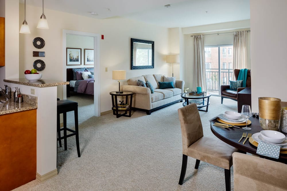 WOODLAND STATION APARTMENTS Updated September 2024 17 Photos 1946