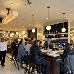 F&F Pizzeria - Inside bar area