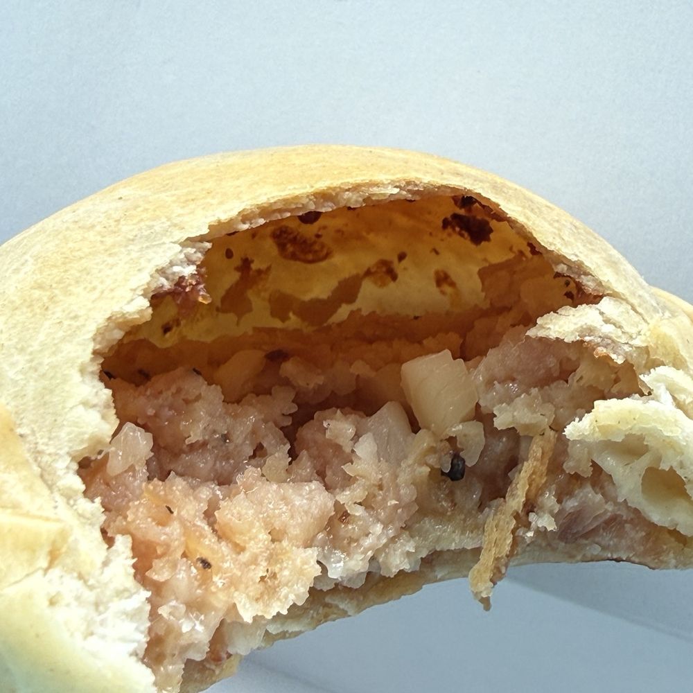 Mr Bakery - Empanada de Jamon - Bakeries Near Me - Hialeah, Florida